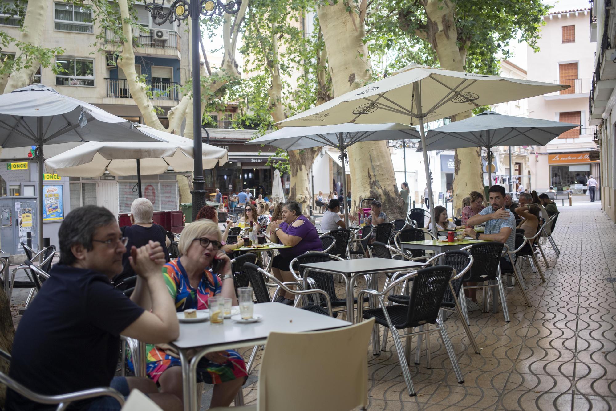 Los últimos almuerzos del bar Toni las Vegas en Xàtiva