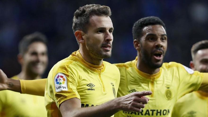 Stuani celebra un dels dos gols que va fer diumenge.