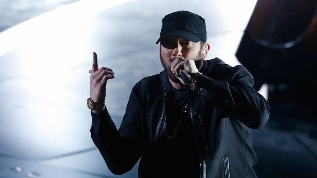 Oscars 2020. Eminem actúa por sorpresa en la gala de los Oscar con la canción de la película '8 Mile'