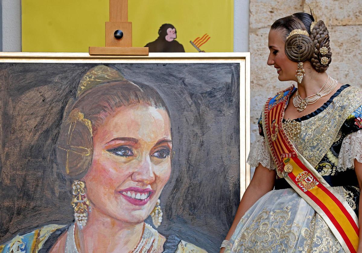 Los detalles y lo que el ojo no ve del retrato de la fallera mayor de ...