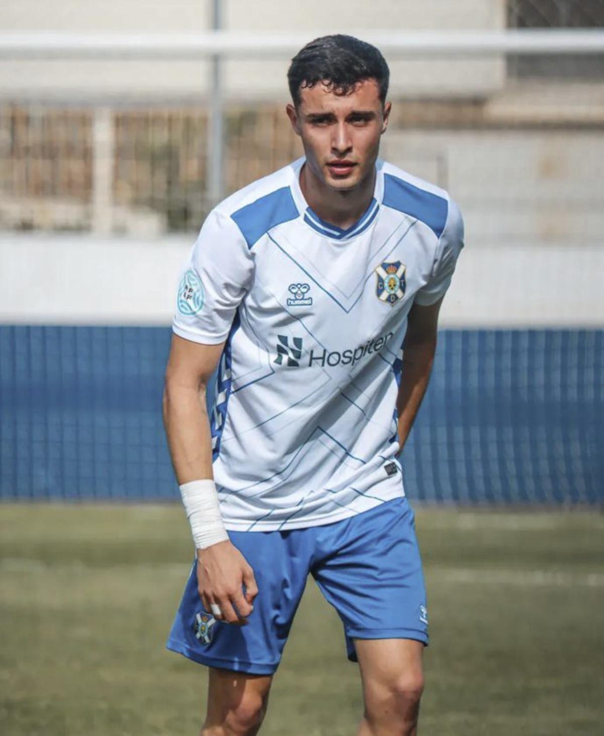 Fran Sabina, en un partido con el Tenerife B. | CDT