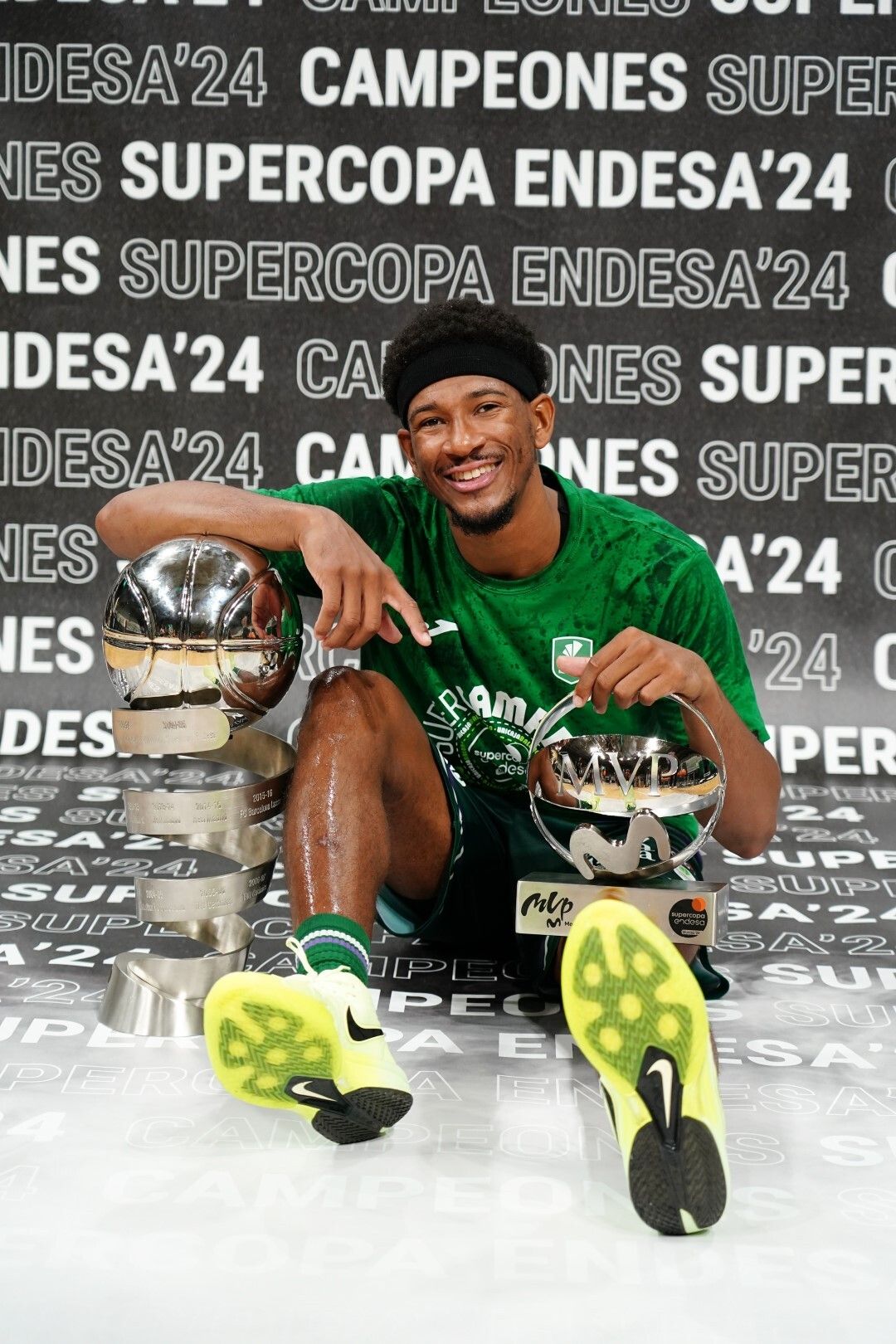 Sesión de fotos al Unicaja como campeón de la Supercopa de España 2024, tras derrotar al Real Madrid