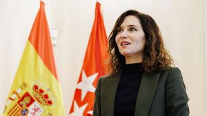 Isabel Díaz Ayuso este lunes en la sede del Gobierno regional.