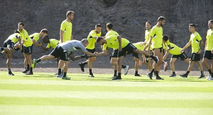 24.09.19. Las Palmas de Gran Canaria. Fútbol segunda división temporada 2019/20. Entrenamiento de la UD Las Palmas en la Ciudad Deportiva Barranco Seco. Foto Quique Curbelo  | 24/09/2019 | Fotógrafo: Quique Curbelo