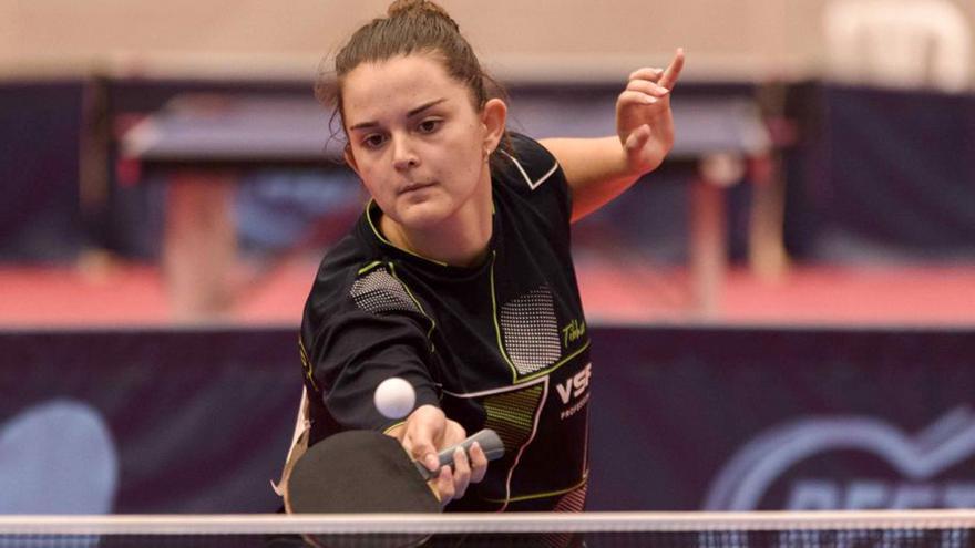 Ana García, jugadora del Vidrioservice Priego de la Superliga femenina de tenis de mesa.