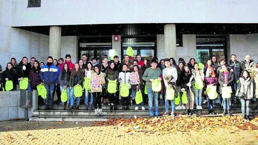 Participantes en la Olimpiada de Biología de una edición anterior.