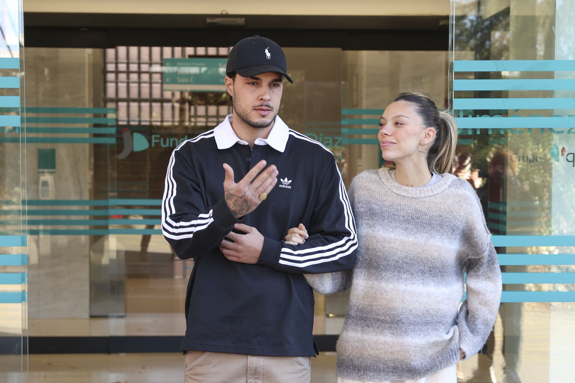 Carlos Costanzia y Alejandra Rubio hablan del nacimiento de su hijo