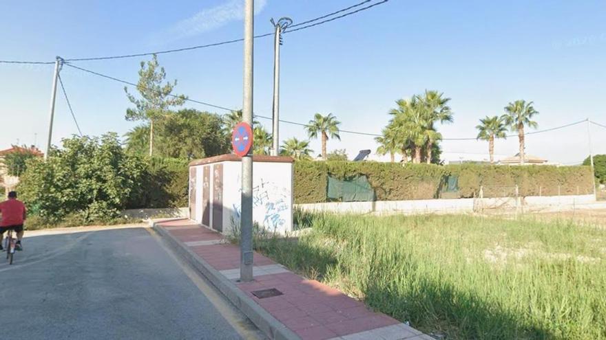 Admite que intentó asesinar a  un vecino clavándole un cuchillo jamonero en la espalda en la huerta de Murcia