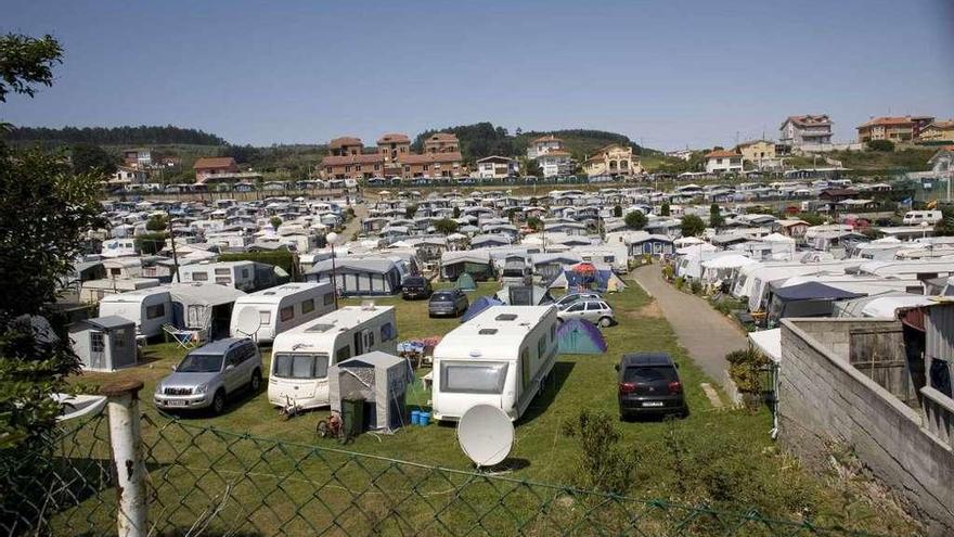 El camping &quot;Las Gaviotas&quot;, de Santa María del Mar, en una foto de archivo.