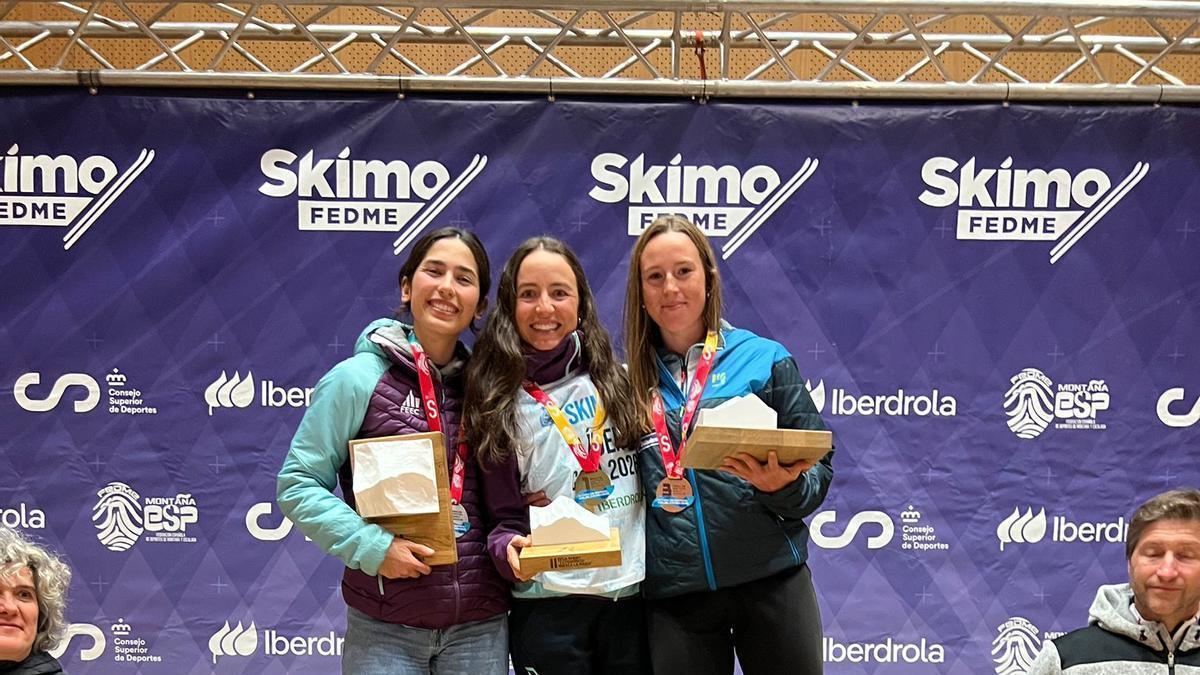 El podio femenino en Cerler.
