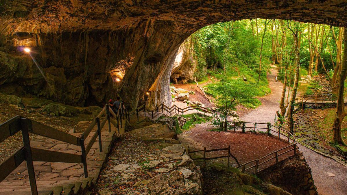 La cueva donde tenían lugar los aquelarres de las brujas