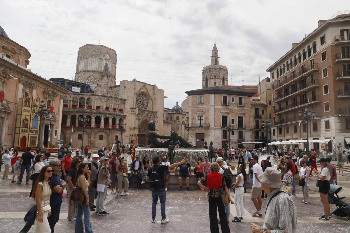 El centro de València lleno de turistas este pasado fin de semana.