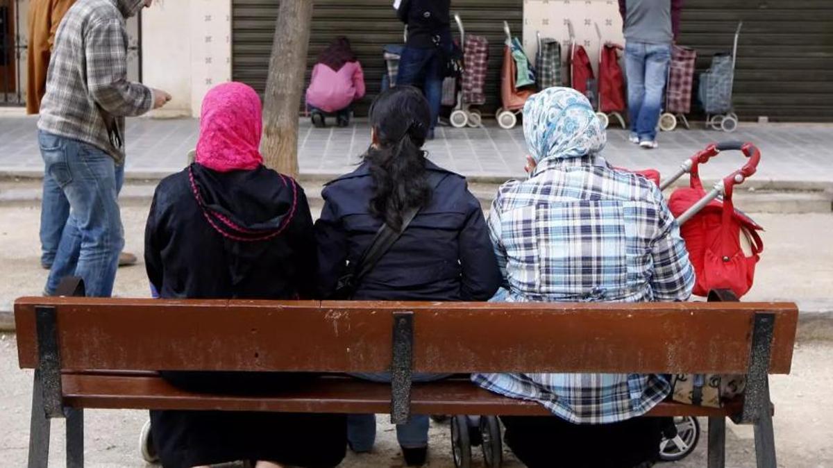 Foto de archivo de cuando Vox puso el velo en el debate de la integración