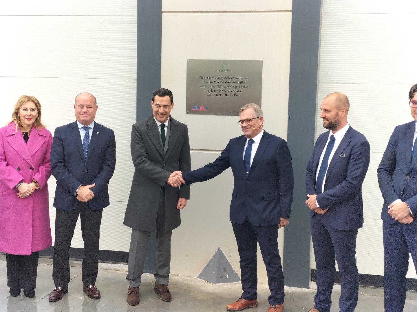 Lumon inaugura su fábrica en Antequera