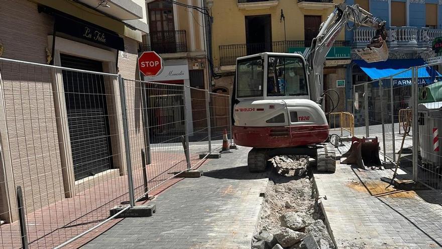 Obras en la calle san Vicente de Silla.