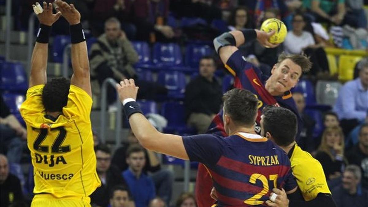 El FCBarcelona Lassa, ante el Huesca Balonmano, la pasada temporada