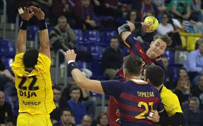 El FCBarcelona Lassa, ante el Huesca Balonmano, la pasada temporada