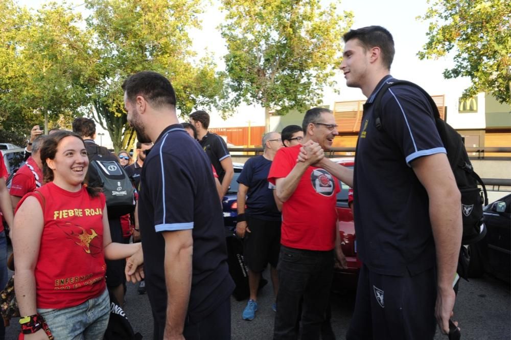 Llegada del UCAM Murcia CB a Murcia