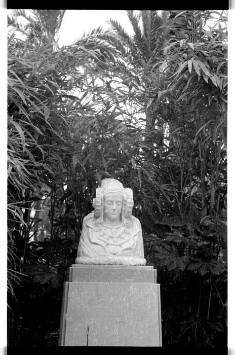Réplica de la Dama en el Parque en 1971