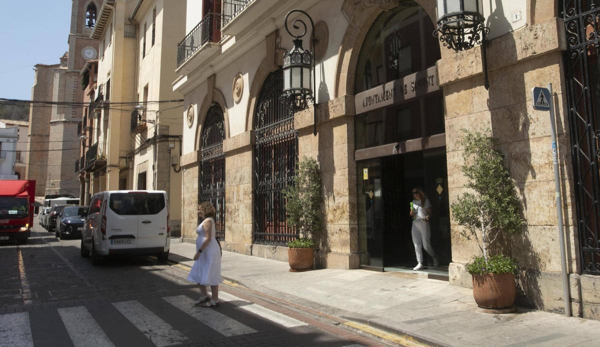 Fachada del Ayuntamiento de Sagunt.
