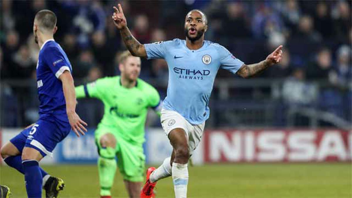 Un Manchester City con diez remonta al Schalke