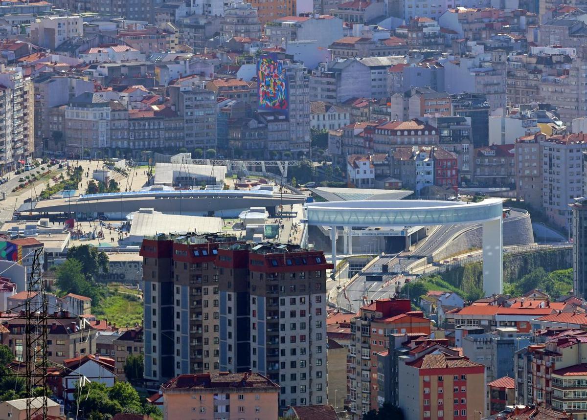 Vista aérea del entorno de Urzáiz, donde se han registrado casos de pisos turísticos con okupas.