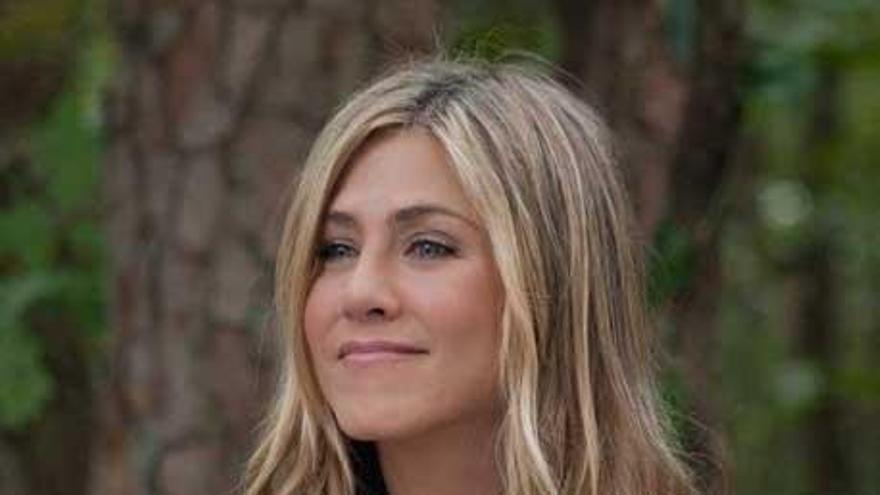 Jennifer Aniston y Therroux, amor en Carolina del Norte Vacaciones para Cameron y Clegg