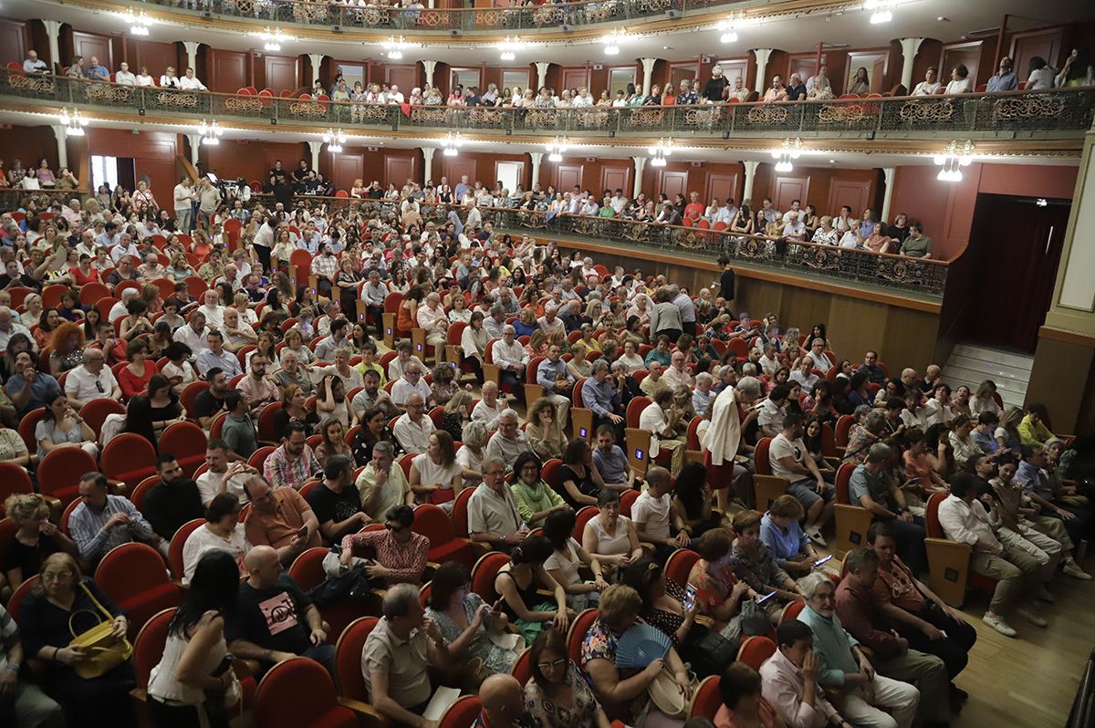 Lorca port Saura, el debut en el teatro de India Martínez