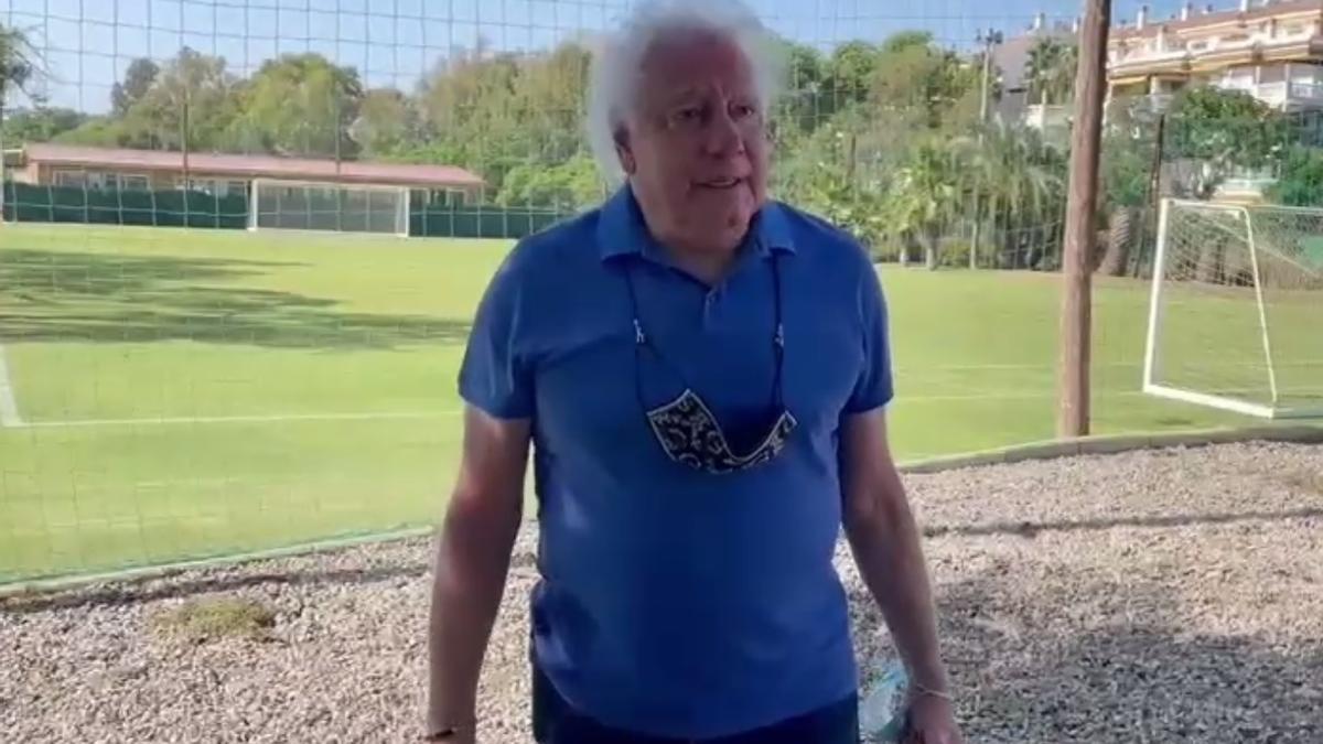 Guillermo Coppola visita el entrenamiento de la UD