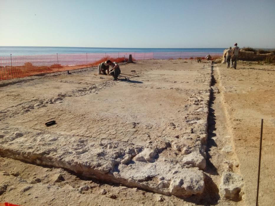 Una promotora asume el coste de la excavación arqueológica y proyecto museográfico del cuartel de carabineros y refugio subterráneo de la Guerra Civil en Punta Prima