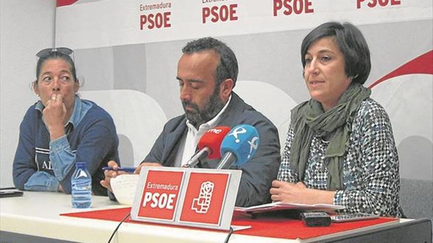 El PSOE pide la dimisión del alcalde por un presunto delito de malversación