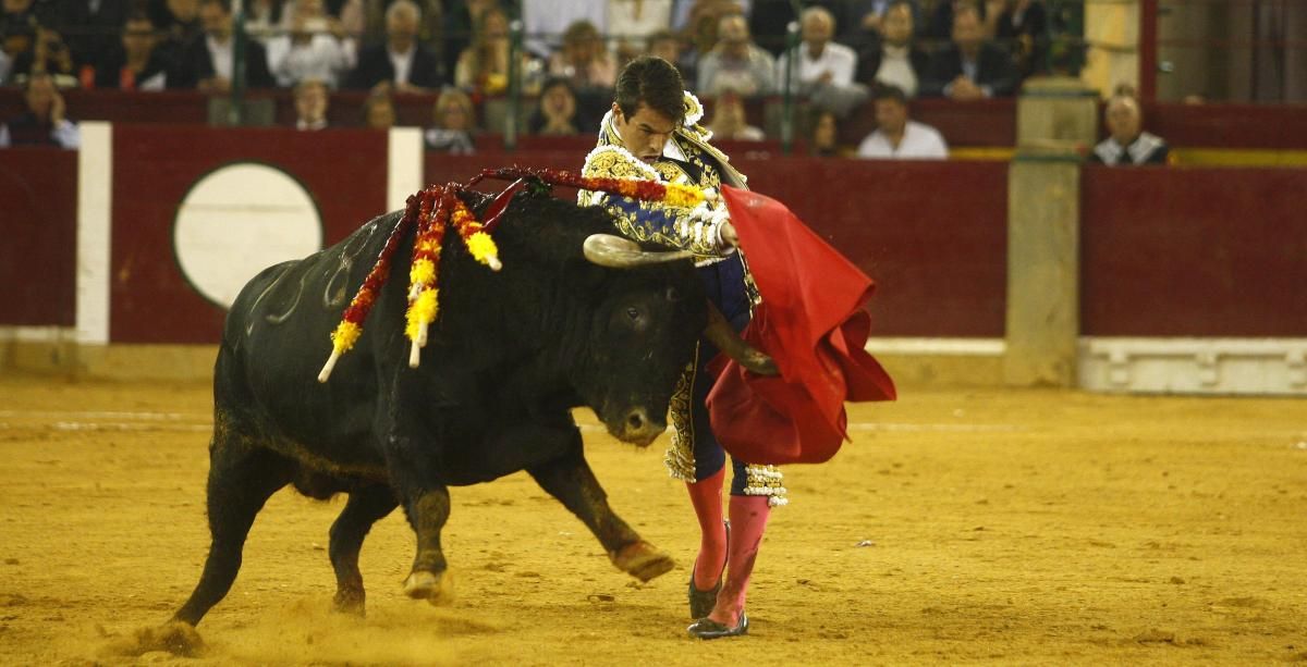 Juan José Padilla se retira en Zaragoza