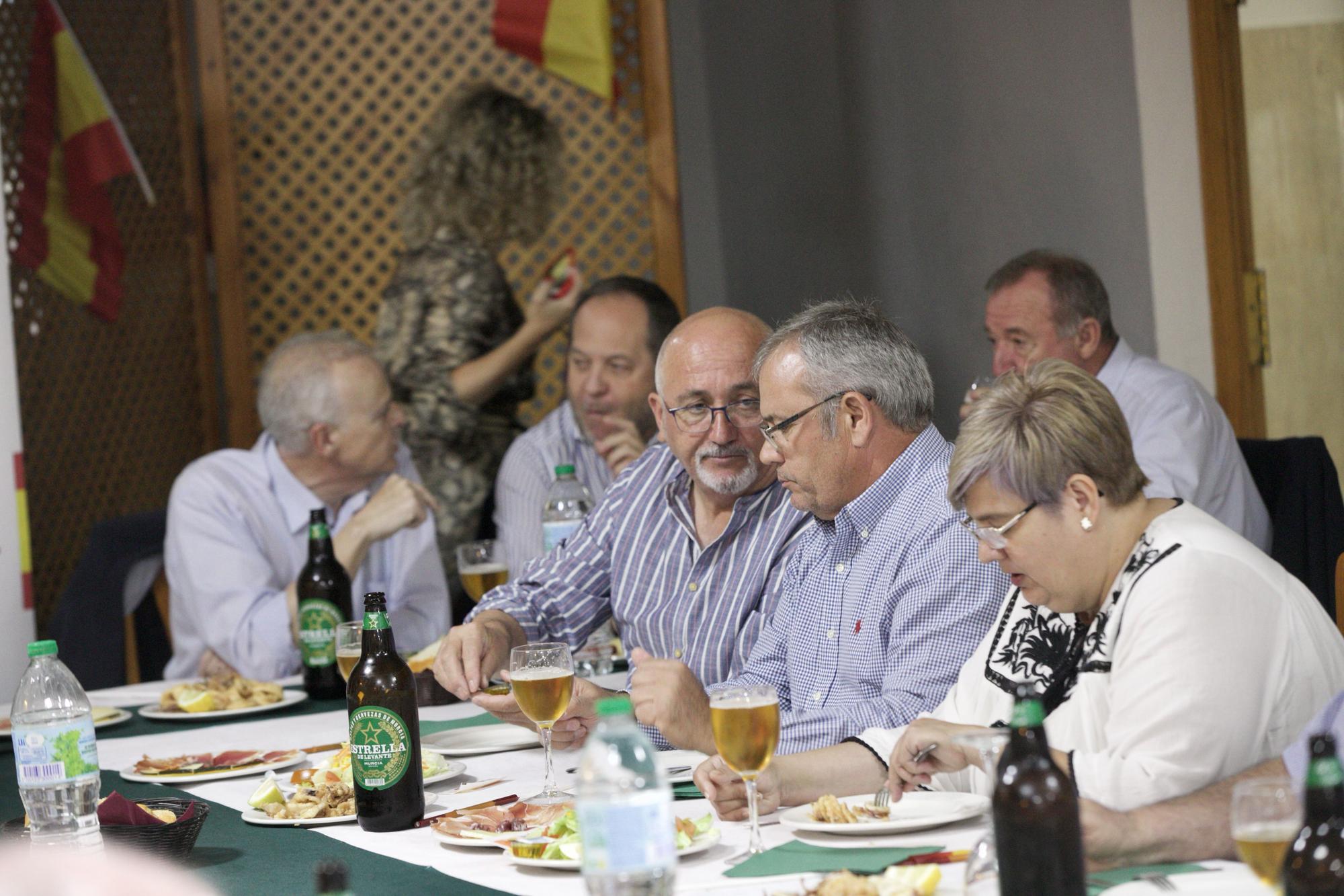 Cena de Vox con los fichajes del PP y Cs en Murcia