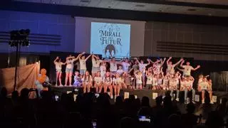 L'escola Verge dels Desemparats d'Oliva aposta per la pedagogia a través del musical