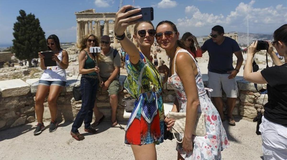 Turistes al Partenó d’Atenes.