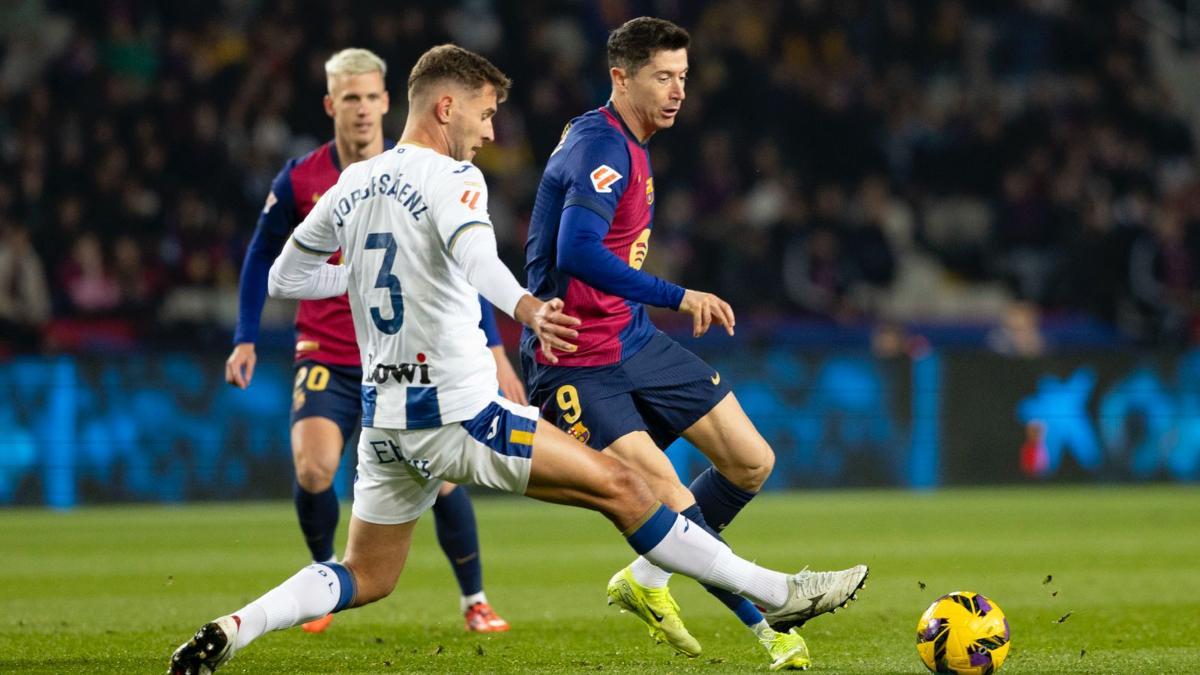 Lewandowski ante el Leganés en Montjuïc