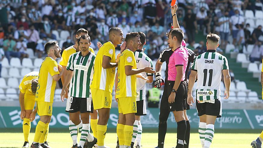 Las imágenes del Córdoba CF-UD San Fernando