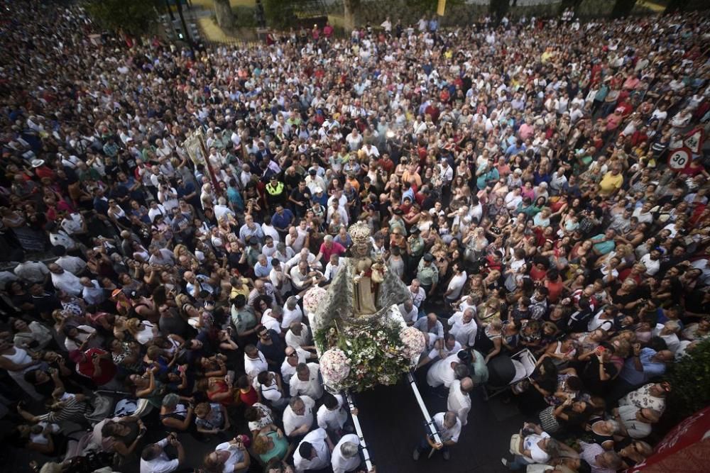 La Fuensanta baja en romería hasta la Catedral