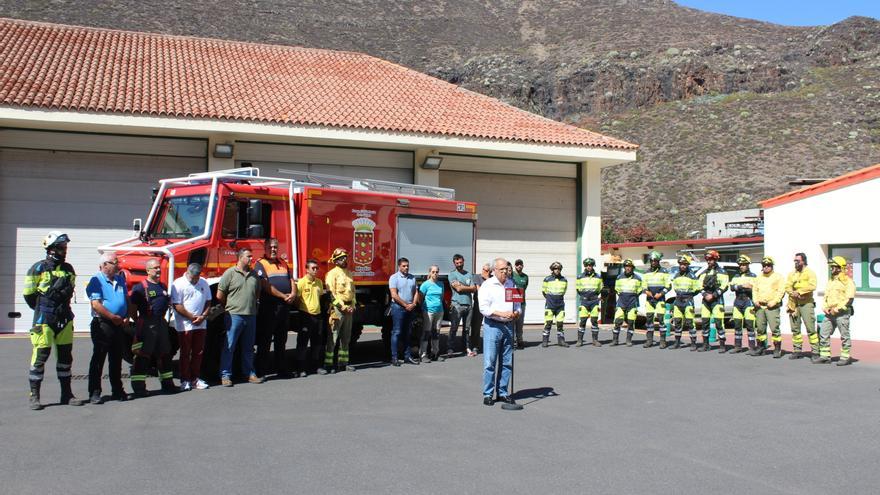 La Gomera intensifica el operativo para la extinción de incendios con más de 200 efectivos