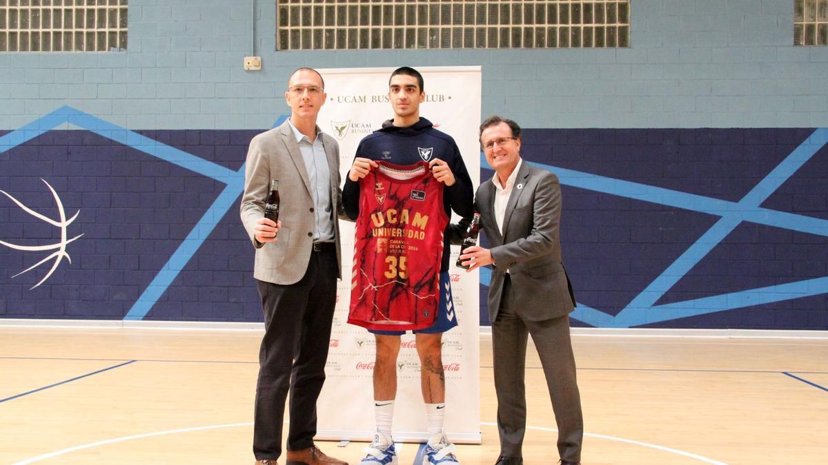 Rati Andronikashvili, durante su presentación como jugador del UCAM Murcia CB