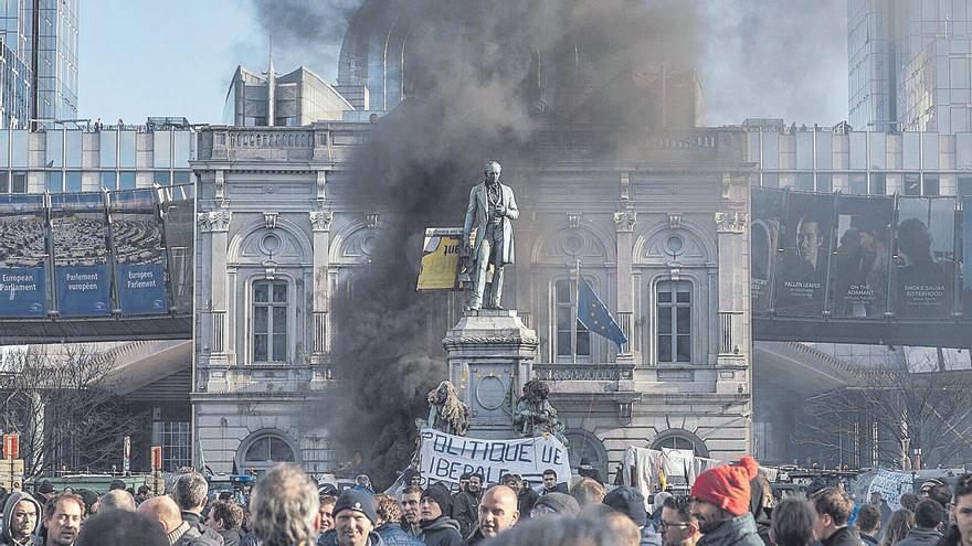 Los agricultores propagan su protesta contra Mercosur y la política verde de la UE