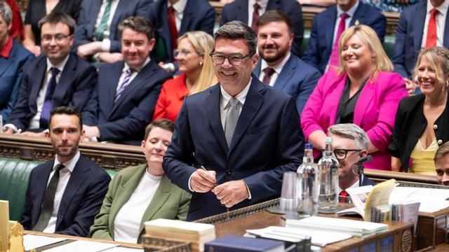 Andy Burnham, a la Cambra dels Comuns, dilluns passat.  | JESSICA TAYLOR / CAMBRA DELS COMUNS / AFP