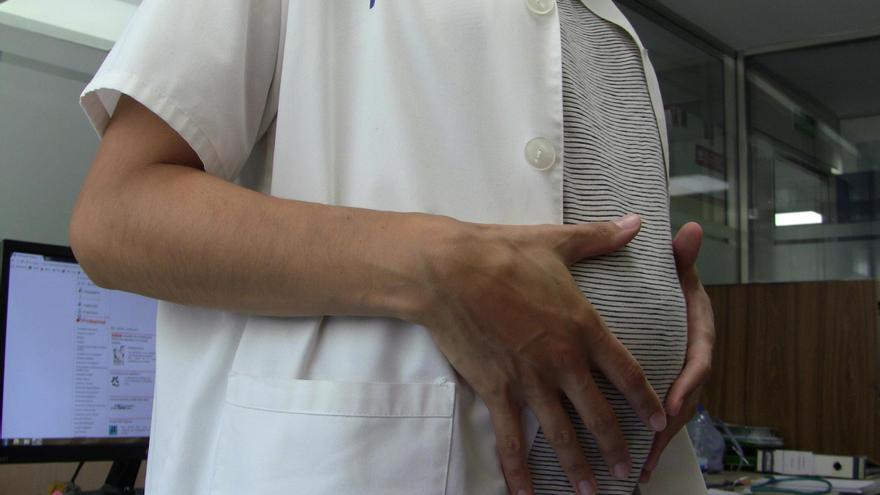 El limbo de las enfermeras embarazadas con contratos temporales en el Servicio Canario de la Salud: &quot;Estamos desprotegidas&quot;