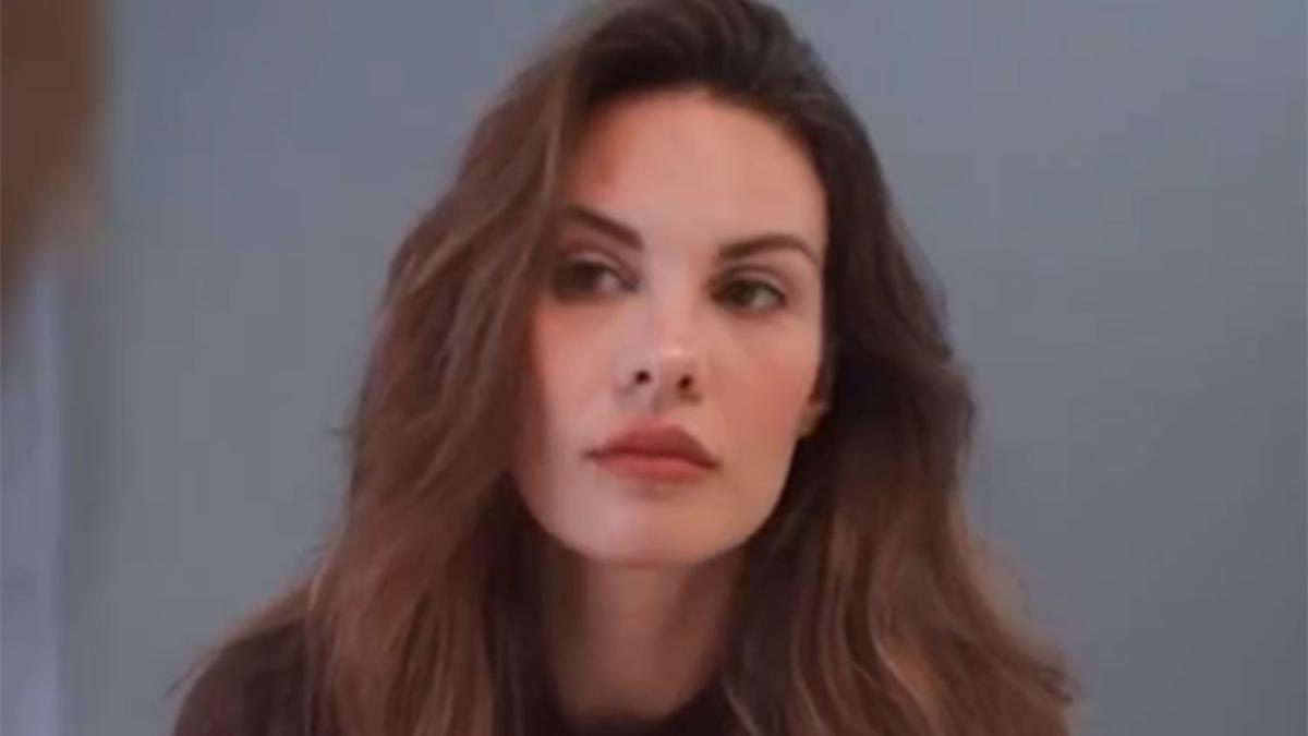 Jessica Bueno se borra el tatuaje que se hizo por su ex con este mensaje: "Hoy por fin me he atrevido"