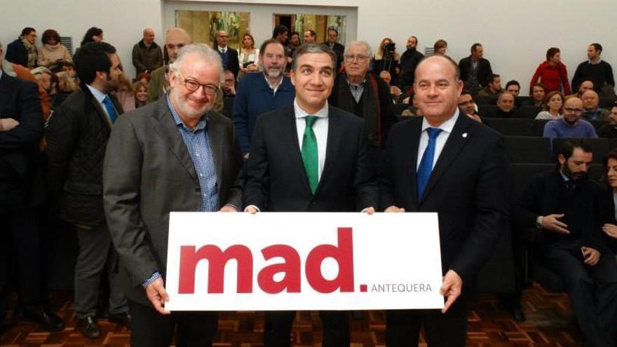 Fernando Francés, Bendodo y Barón, en la inauguración del MAD