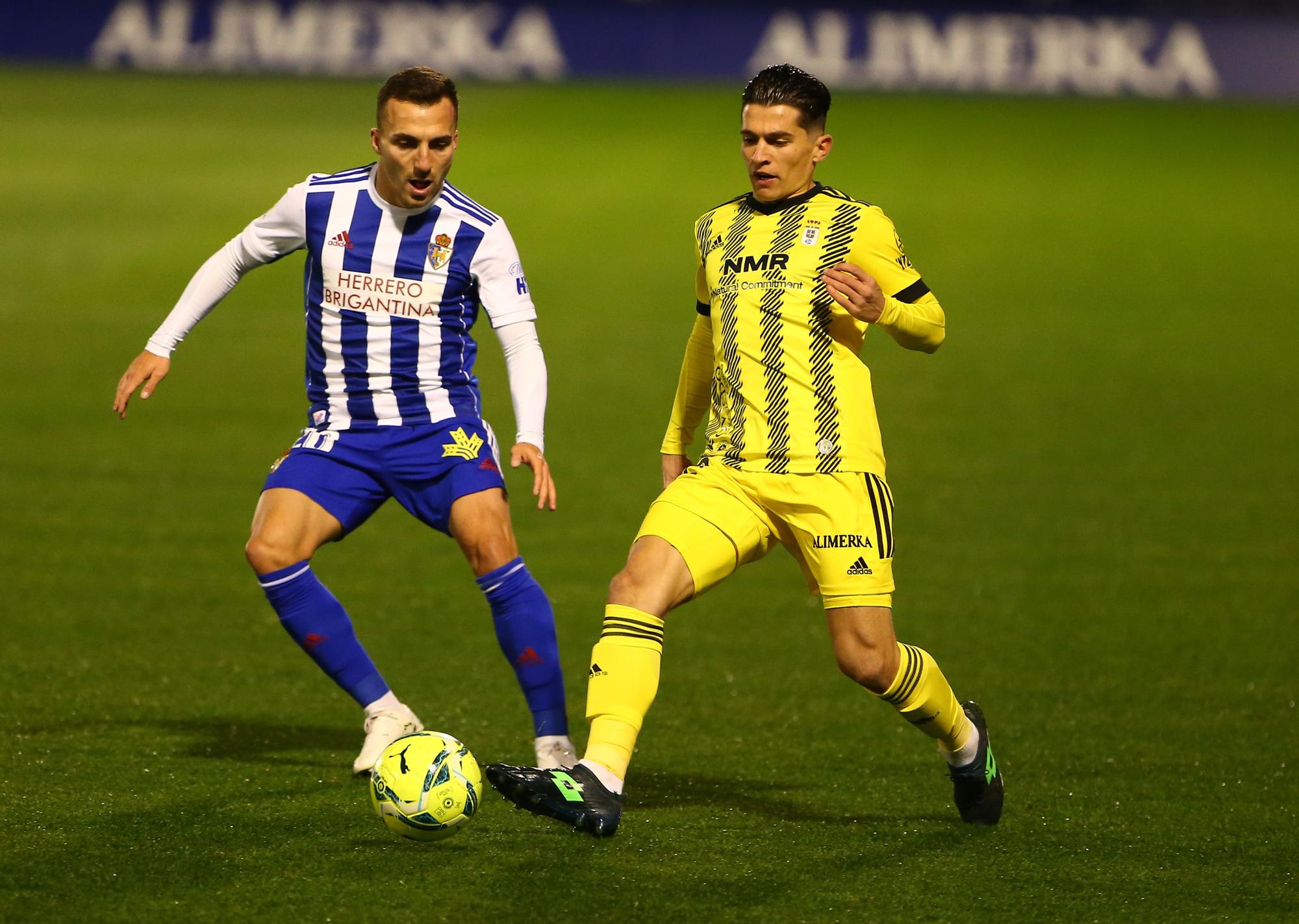 Las imágenes del Ponferradina-Oviedo