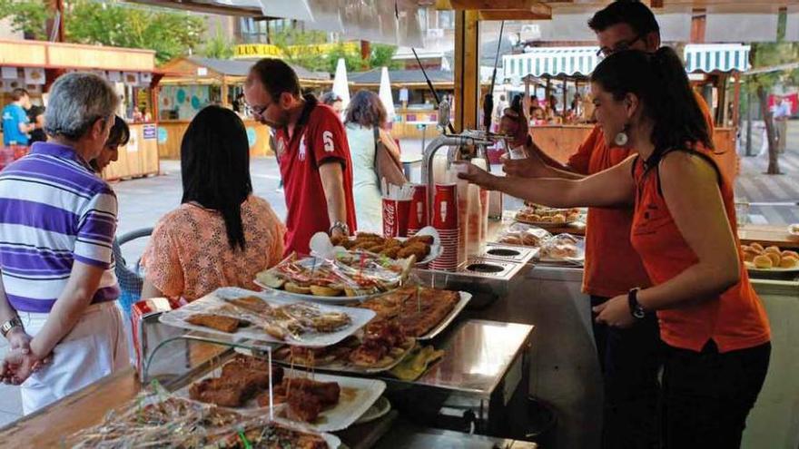 Los bares salen a la calle por cuarto año con la Feria de Día