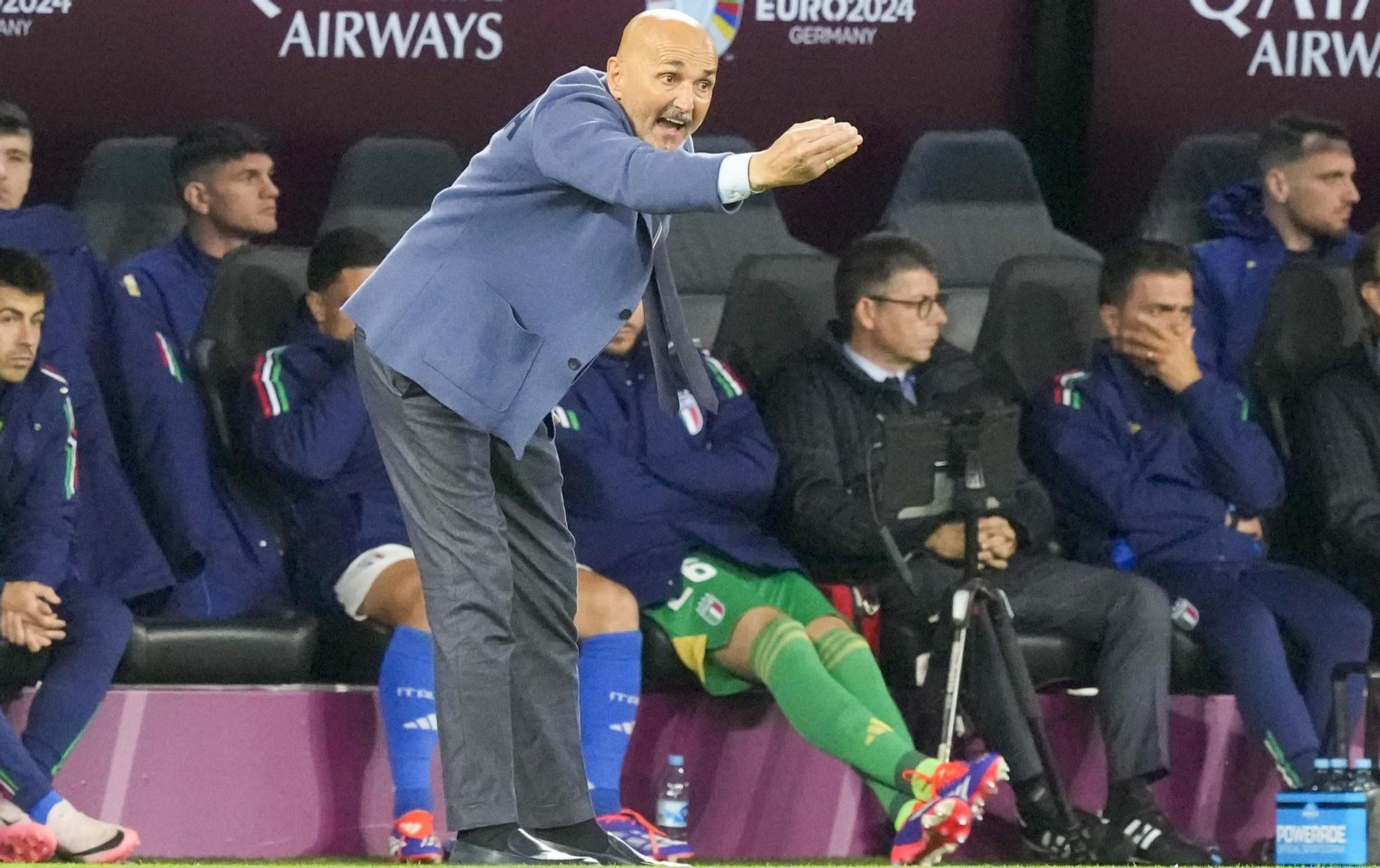 La Italia de Spalletti dispuesta a mancharse el traje de Armani El Periodico