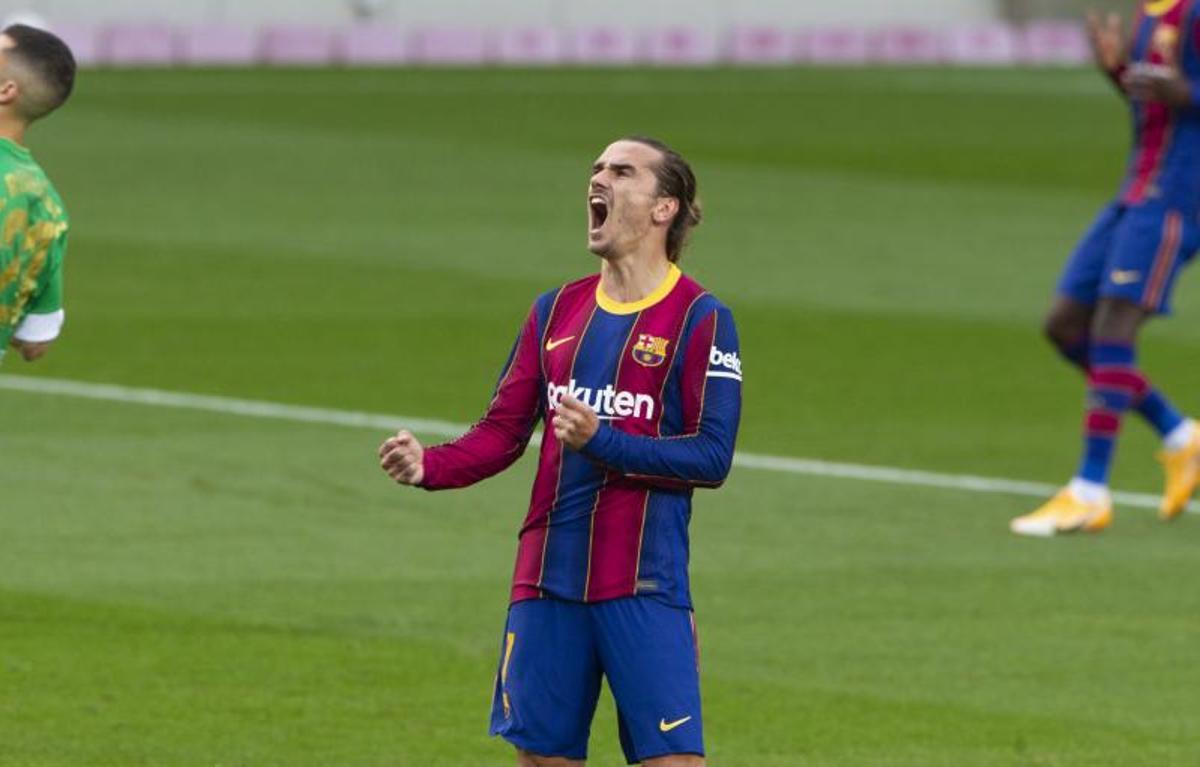 Griezmann centra más su posición en el campo y empieza a aparecer como 'falso 9' junto a Leo Messi
