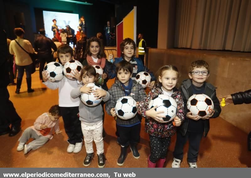 El Cartero Real recogió las ilusiones de los niños de Castellón